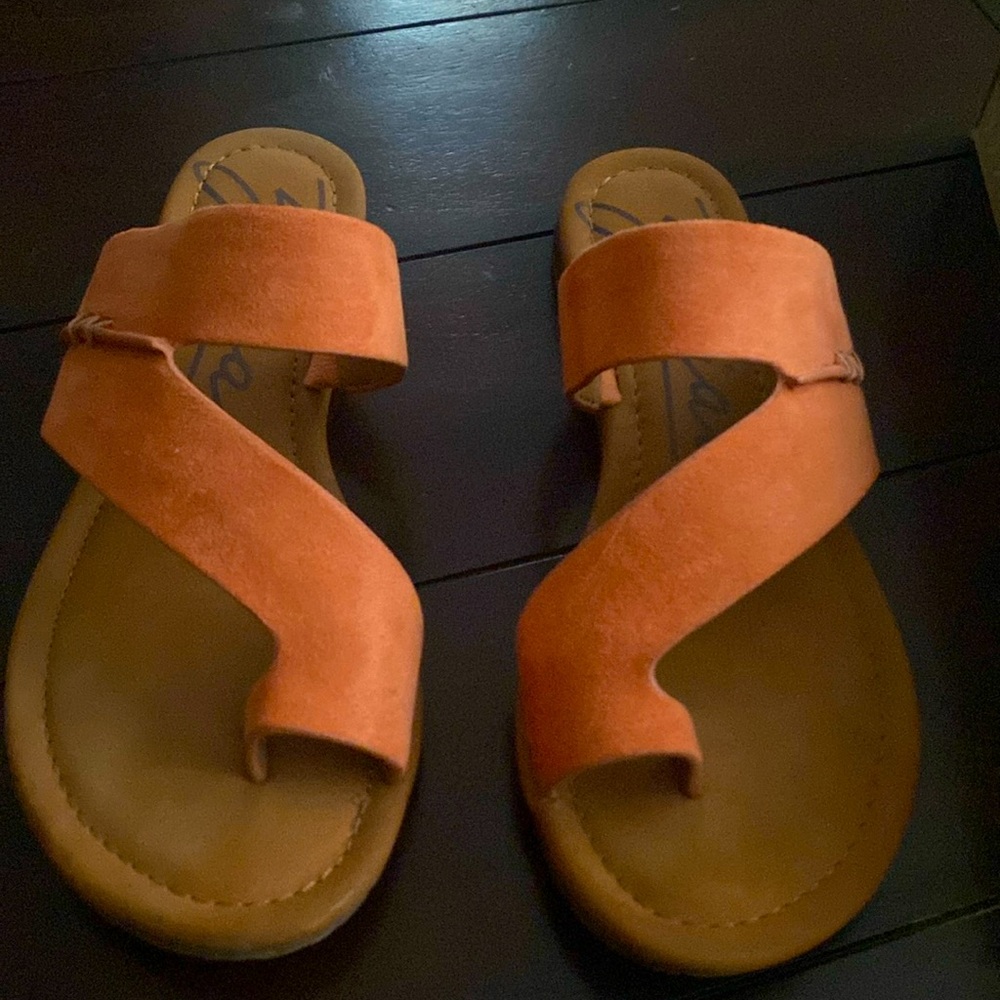 Women’s suede sandals